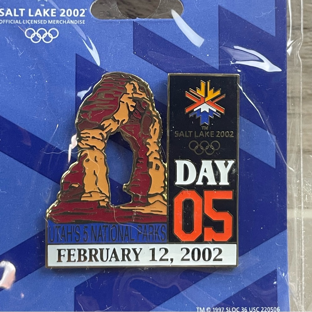 2002 Salt Lake Winter Olympics Aminco Pin Lot Of 2 DAY 4 Corners & 5 Utah Parks - Picture 2 of 6